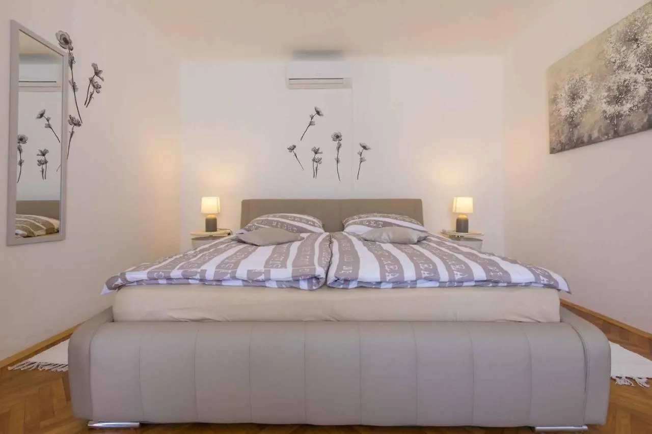 Holiday Home In Crikvenica 39155